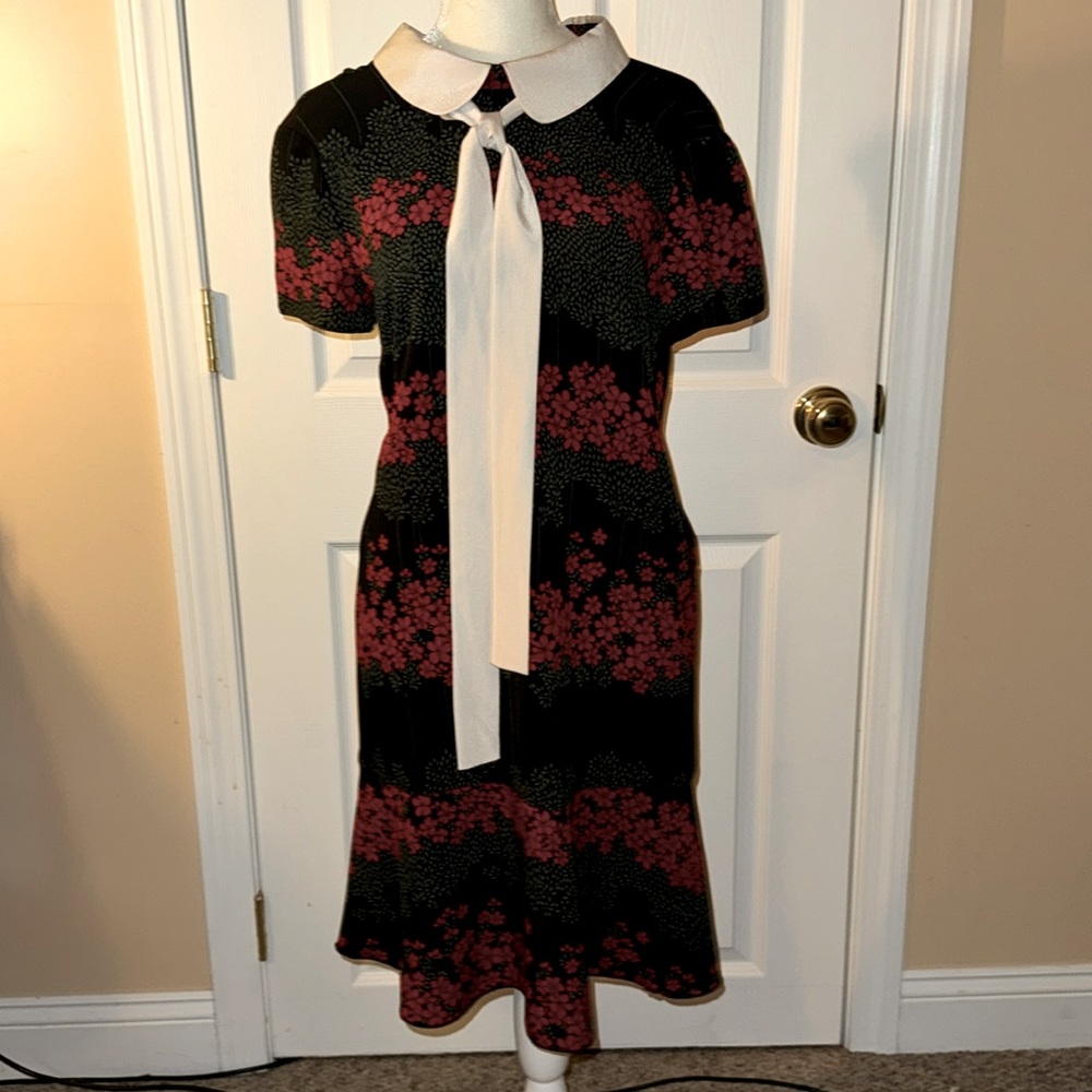 RedValentino crepe mini dress w/red & green floral motif/white collar, tie.